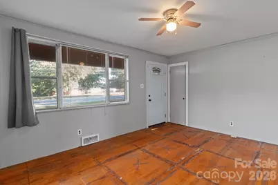 322 Hartness Road, Statesville, NC 28677 - Photo 5