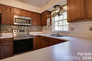 6844 Shiloh Ridge Ln, Charlotte, NC 28212 - Photo 11