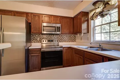 6844 Shiloh Ridge Lane, Charlotte, NC 28212 - Photo 13