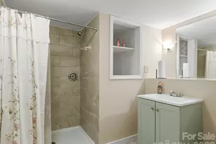 389 & 405 Courtland Blvd, Hendersonville, NC 28791 - Photo 31