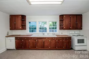 541 Walnut St, Mooresville, NC 28115 - Photo 9