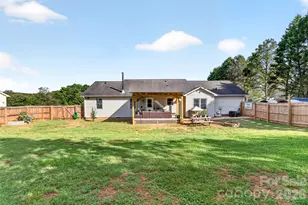 135 Rumple Hill Dr, Statesville, NC 28677 - Photo 35