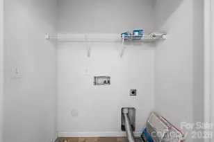 9360 Hamel St, Charlotte, NC 28215 - Photo 31