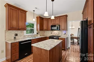 180 Bridgeport Dr, Mooresville, NC 28117 - Photo 15