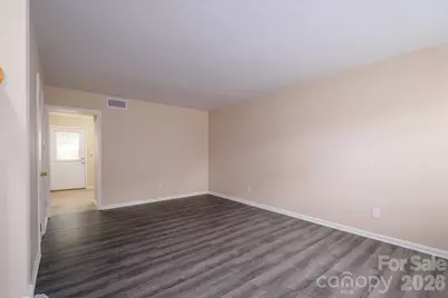 6810 Farmingdale Drive #D, Charlotte, NC 28212 - Photo 9