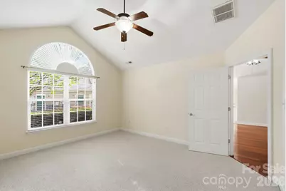 5518 Prosperity View Drive, Charlotte, NC 28269 - Photo 19