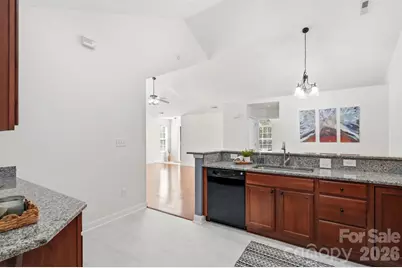 5518 Prosperity View Drive, Charlotte, NC 28269 - Photo 7
