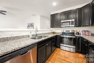 13611 Browhill Ln, Charlotte, NC 28278 - Photo 17