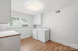 926 Shady Bluff Dr, Charlotte, NC 28211 - Photo 27