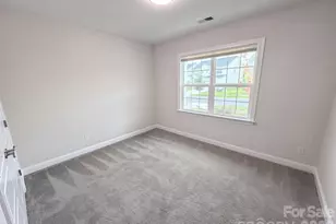 6109 Balham Ct, Charlotte, NC 28215 - Photo 25
