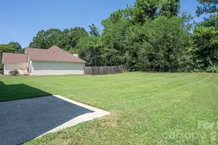 13918 Wild Heather Ct, Charlotte, NC 28273 - Photo 27