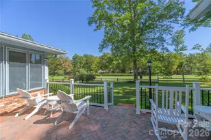 791 Crooked Creek Rd, Hendersonville, NC 28739 - Photo 3