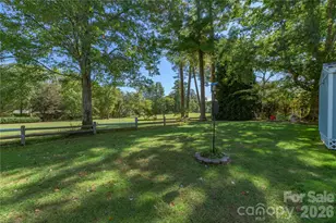 791 Crooked Creek Rd, Hendersonville, NC 28739 - Photo 29