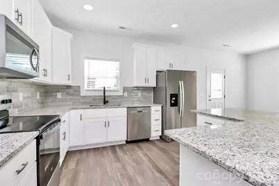 4060 Eagle Chase Drive, Charlotte, NC 28216 - Photo 17
