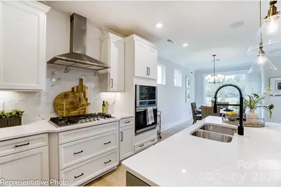 13139 Foxberry Road, Charlotte, NC 28213 - Photo 15