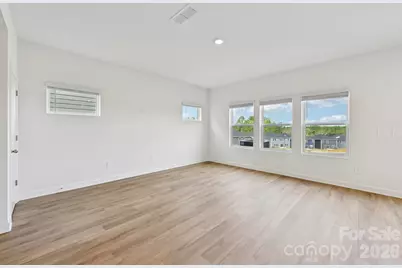 3085 14th Avenue Avenue NE, Conover, NC 28613 - Photo 5