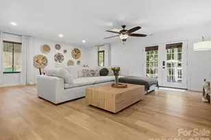 10702 Kingfisher Dr, Charlotte, NC 28226 - Photo 11