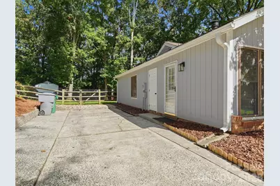 10702 Kingfisher Drive, Charlotte, NC 28226 - Photo 3