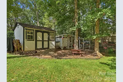 10702 Kingfisher Drive, Charlotte, NC 28226 - Photo 35