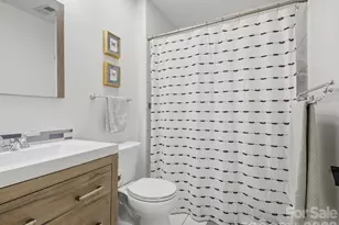 10702 Kingfisher Dr, Charlotte, NC 28226 - Photo 39