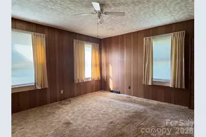 216 W 9th Street, Newton, NC 28658 - Photo 21