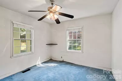 1211 Woodland Drive, Charlotte, NC 28205 - Photo 15