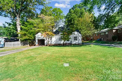 1211 Woodland Drive, Charlotte, NC 28205 - Photo 3