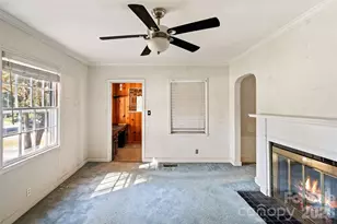 1211 Woodland Dr, Charlotte, NC 28205 - Photo 7
