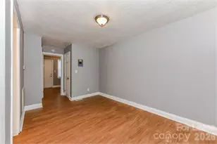 104 Sylvania Ave, Charlotte, NC 28206 - Photo 9