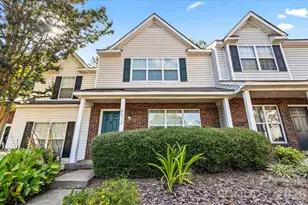 6073 Cougar Ln, Charlotte, NC 28269 - Photo 1
