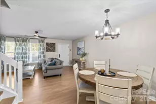 6073 Cougar Ln, Charlotte, NC 28269 - Photo 15
