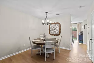 6073 Cougar Ln, Charlotte, NC 28269 - Photo 17
