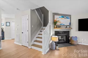 6073 Cougar Ln, Charlotte, NC 28269 - Photo 11