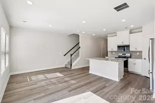 8009 Hidden Spgs Trl, Charlotte, NC 28216 - Photo 3