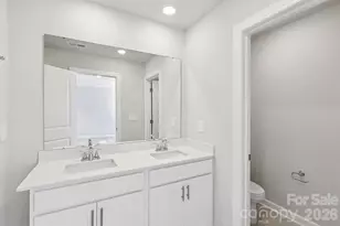 8009 Hidden Spgs Trl, Charlotte, NC 28216 - Photo 25
