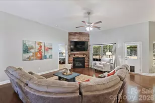 12411 Pine Terrace Ct, Charlotte, NC 28273 - Photo 13