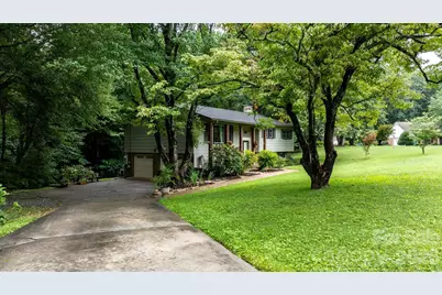 267 25th Avenue NW, Hickory, NC 28601 - Photo 31