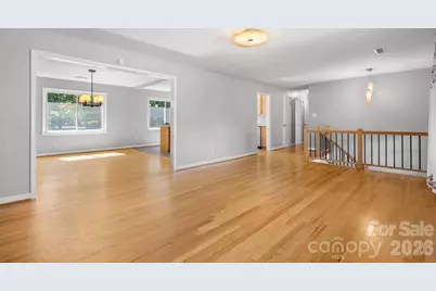 267 25th Avenue NW, Hickory, NC 28601 - Photo 5
