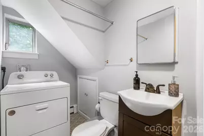 267 25th Avenue NW, Hickory, NC 28601 - Photo 23