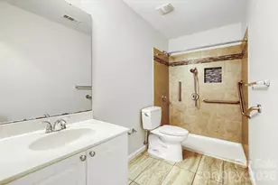 5135 Raspberry Knoll Dr, Charlotte, NC 28208 - Photo 23