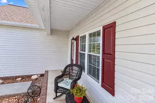138 Westhaven Dr, Statesville, NC 28625 - Photo 3