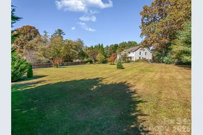 23 Old Applewood Lane, Hendersonville, NC 28739 - Photo 31