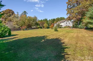 23 Old Applewood Ln, Hendersonville, NC 28739 - Photo 31