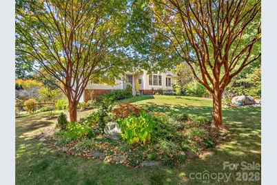 23 Old Applewood Lane, Hendersonville, NC 28739 - Photo 5