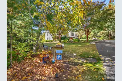 23 Old Applewood Lane, Hendersonville, NC 28739 - Photo 3