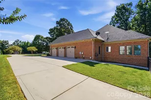 2469 Stoneview Ct, Denver, NC 28037 - Photo 7