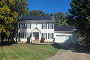 2730 24th St Ct NE, Hickory, NC 28601 - Photo 1