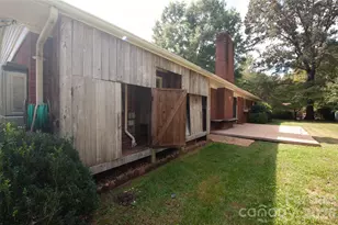 2607 Montgomery Dr, Statesville, NC 28625 - Photo 13