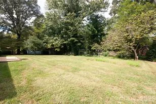 2607 Montgomery Dr, Statesville, NC 28625 - Photo 15