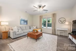 3200 Cosby Pl, Charlotte, NC 28205 - Photo 13